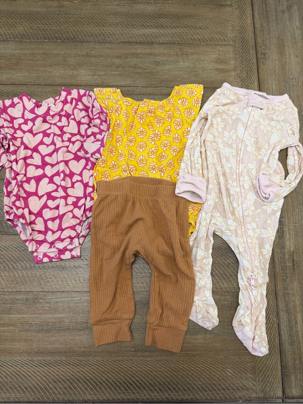 0-3m girls bundle